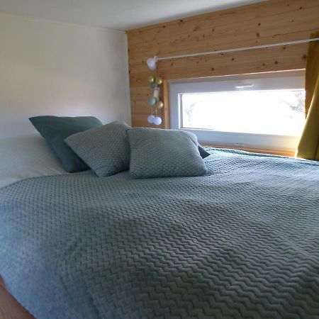 Apartament Mon Ptit Nid House Tiny House Panissieres Zewnętrze zdjęcie
