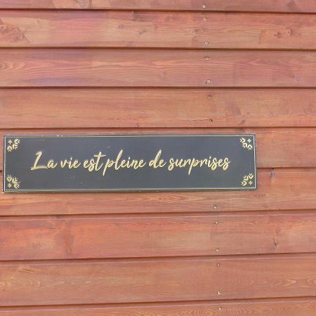 Apartament Mon Ptit Nid House Tiny House Panissieres Zewnętrze zdjęcie