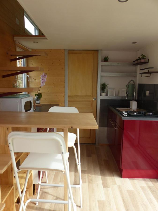 Apartament Mon Ptit Nid House Tiny House Panissieres Zewnętrze zdjęcie