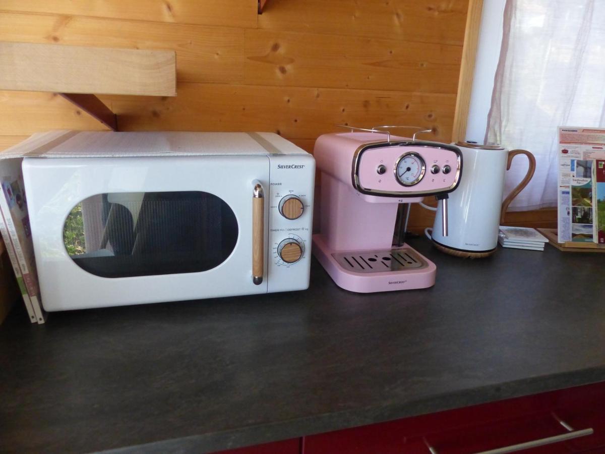 Apartament Mon Ptit Nid House Tiny House Panissieres Zewnętrze zdjęcie